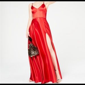 Red satin strappy prom dress v neck maxi slit evening gown padded like new
